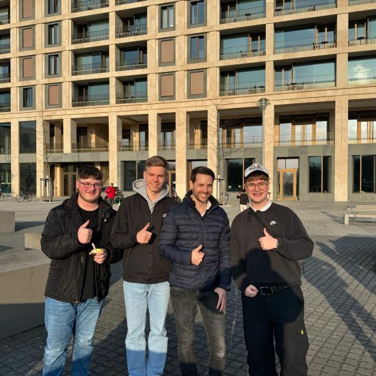 f0d01073-8ba5-4810-b06f-806a0a75b7f6