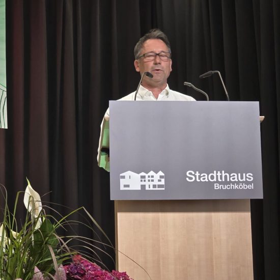 881b0dfa-2b07-4191-b789-74e4b293a5e1