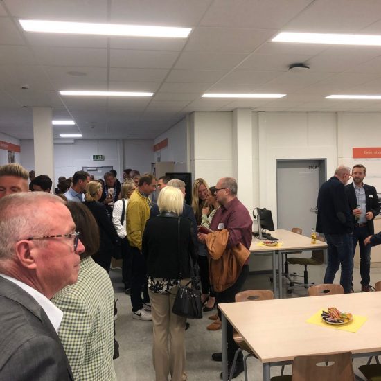 6c66fada-79fd-4879-bee4-480350461c7a