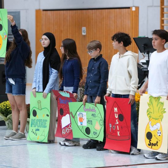 Brk_HBS_Einschulung_Raupe_Nimmersatt_HAS_6031