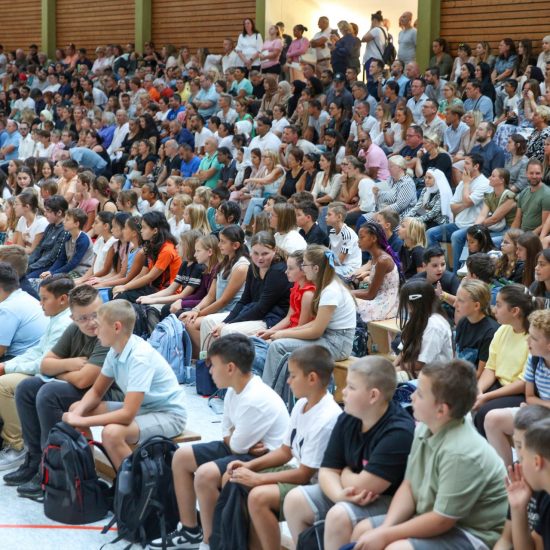 Brk_HBS_Einschulung_Schueler_Eltern_HAS_5989