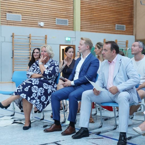 dde1ac11-402e-4312-af59-a3a58b1e83a3