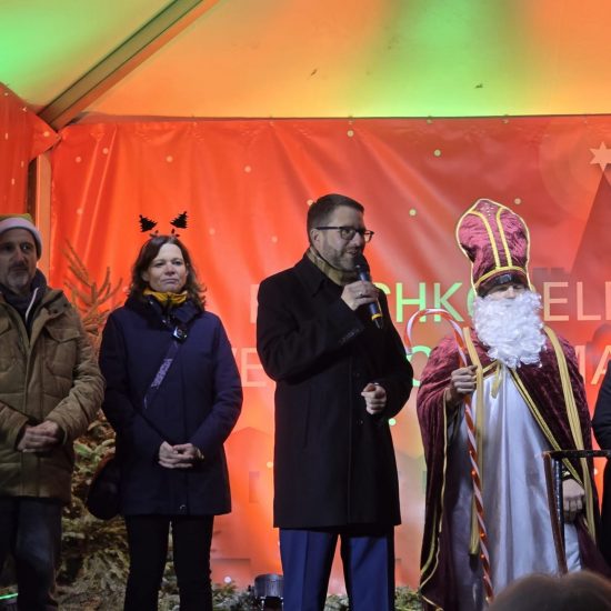 2a506a9f-c881-4192-8d2a-790b4070453c