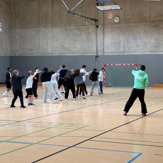 795b346e-22f2-4fea-b645-ab2e02ec389f