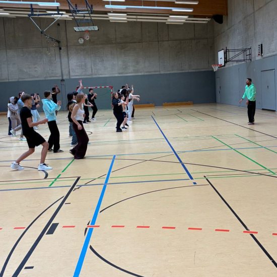 974b53d7-e7c7-40e3-b31d-f303702441eb