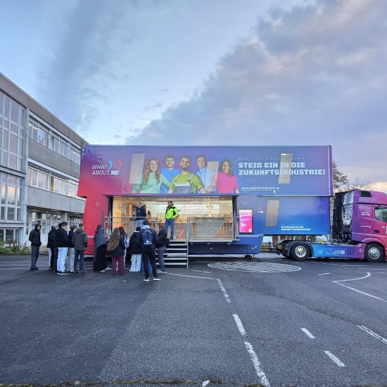 WhatsApp Image 2025-11-17 at 17.30.32 (1) WhatsApp Image 2025-11-17 at 17.30.32 (1)