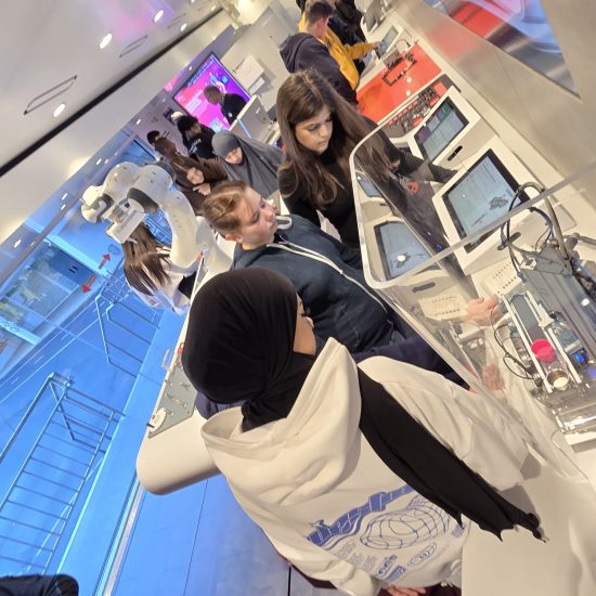 WhatsApp Image 2025-11-17 at 17.30.37 (14) WhatsApp Image 2025-11-17 at 17.30.37 (14)