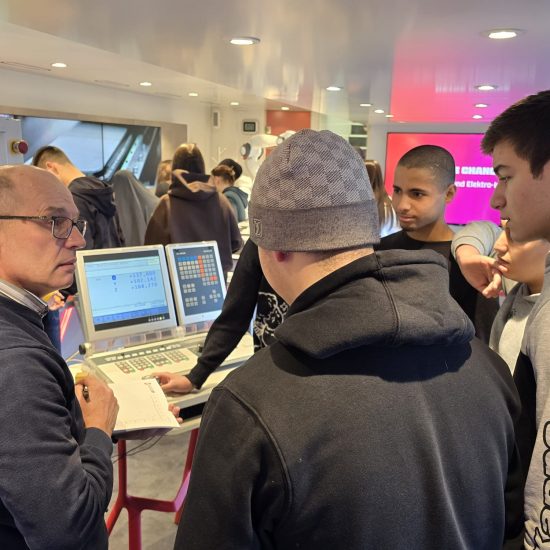 WhatsApp Image 2025-11-17 at 17.30.38 (1) WhatsApp Image 2025-11-17 at 17.30.38 (1)