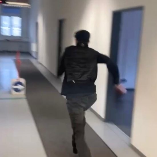 1f5c3288-632b-4cd7-b0b2-94ea20dbfe58 1f5c3288-632b-4cd7-b0b2-94ea20dbfe58